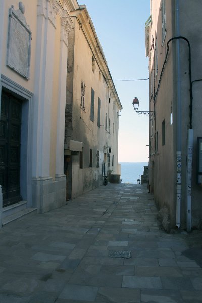20-09-21-01-008
