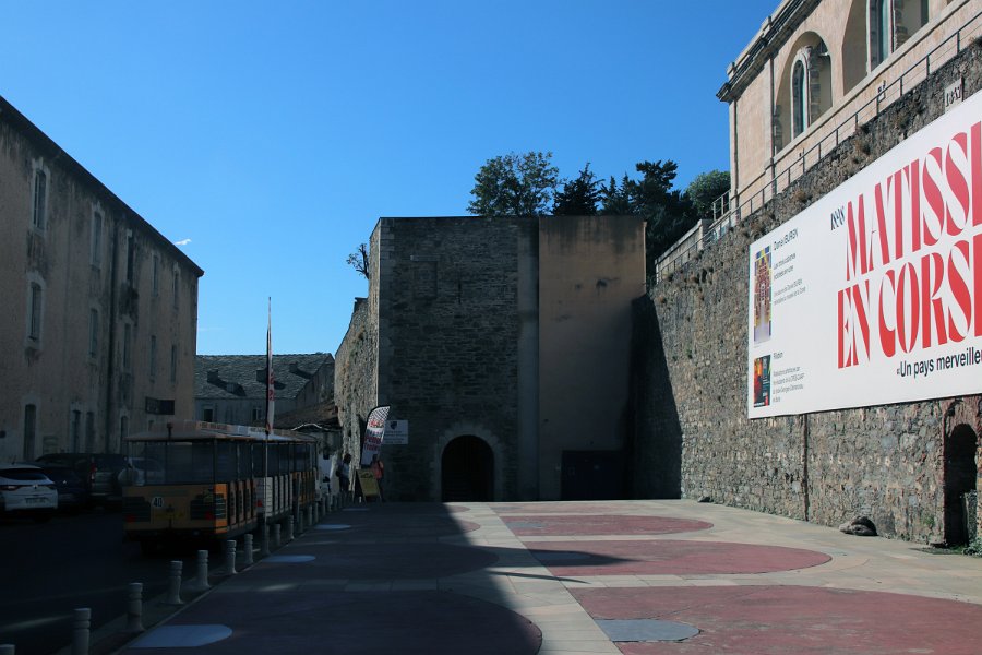 22-09-21-01-004