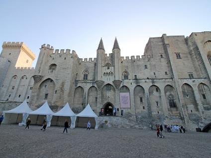 Dag3-Palais des Papes-00002